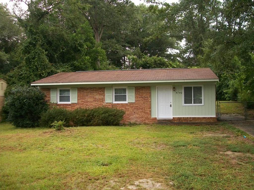 4740 Gardiner Drive - Photo 1