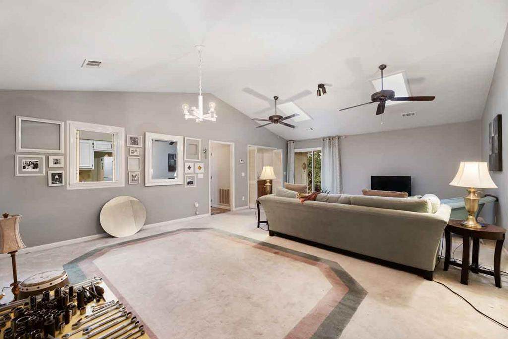 1321 10TH STREET - Photo 1