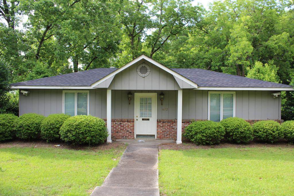 603-W Harris Street - Photo 1