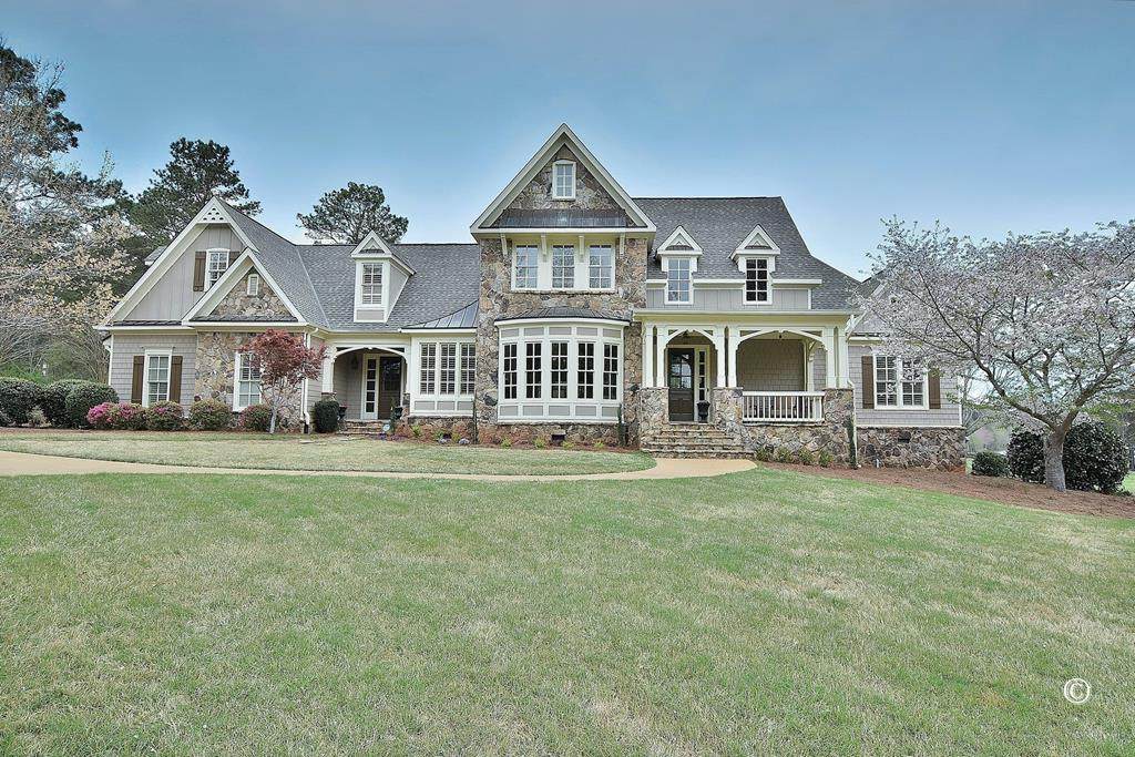 206 Overlook Drive - Photo 1