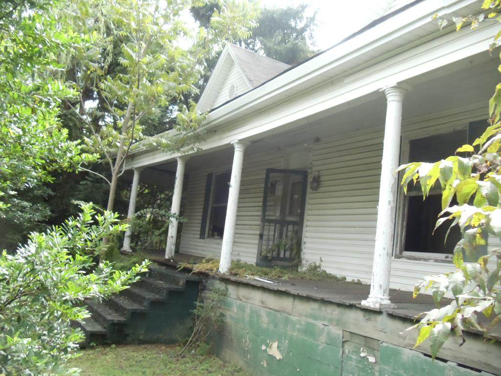 2113-N Summerville Road - Photo 1