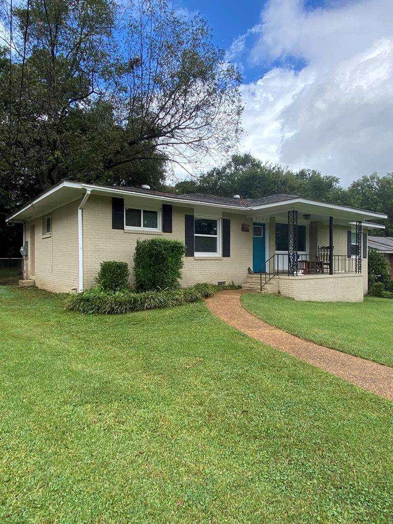 5721 Kenwood Avenue - Photo 1