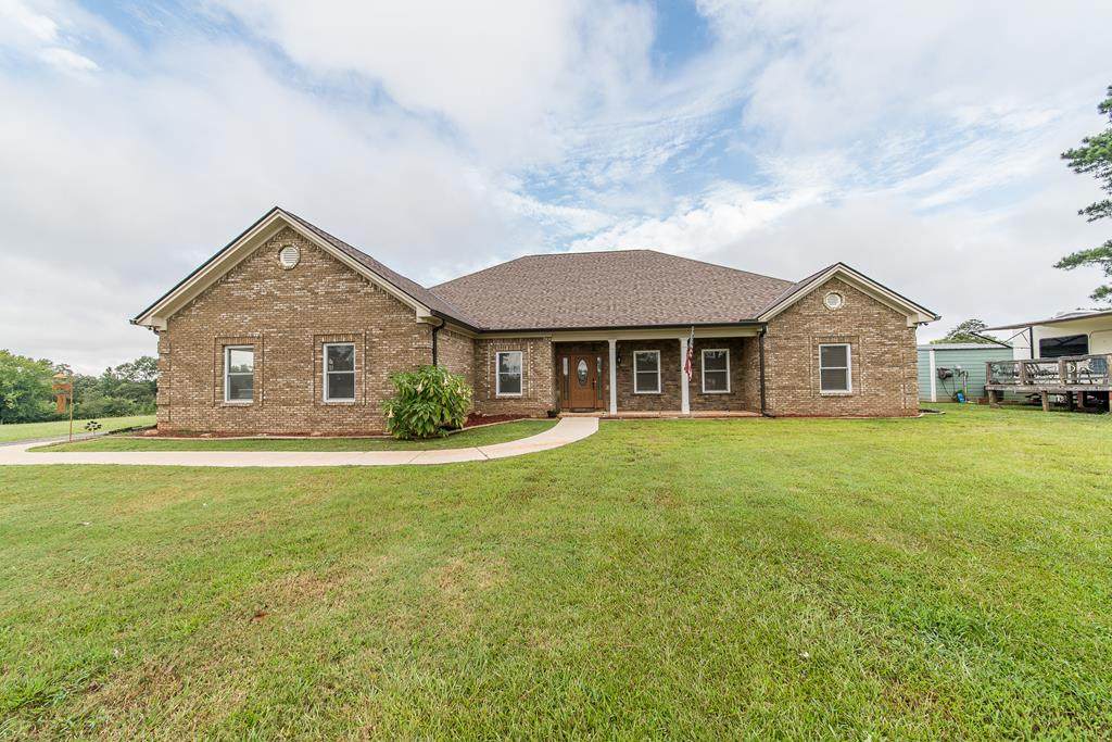 1559 C Street - Photo 1