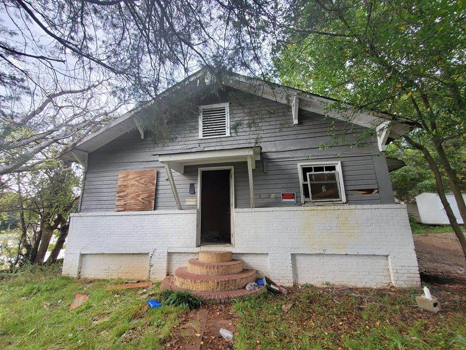 1119 37TH STREET - Photo 1
