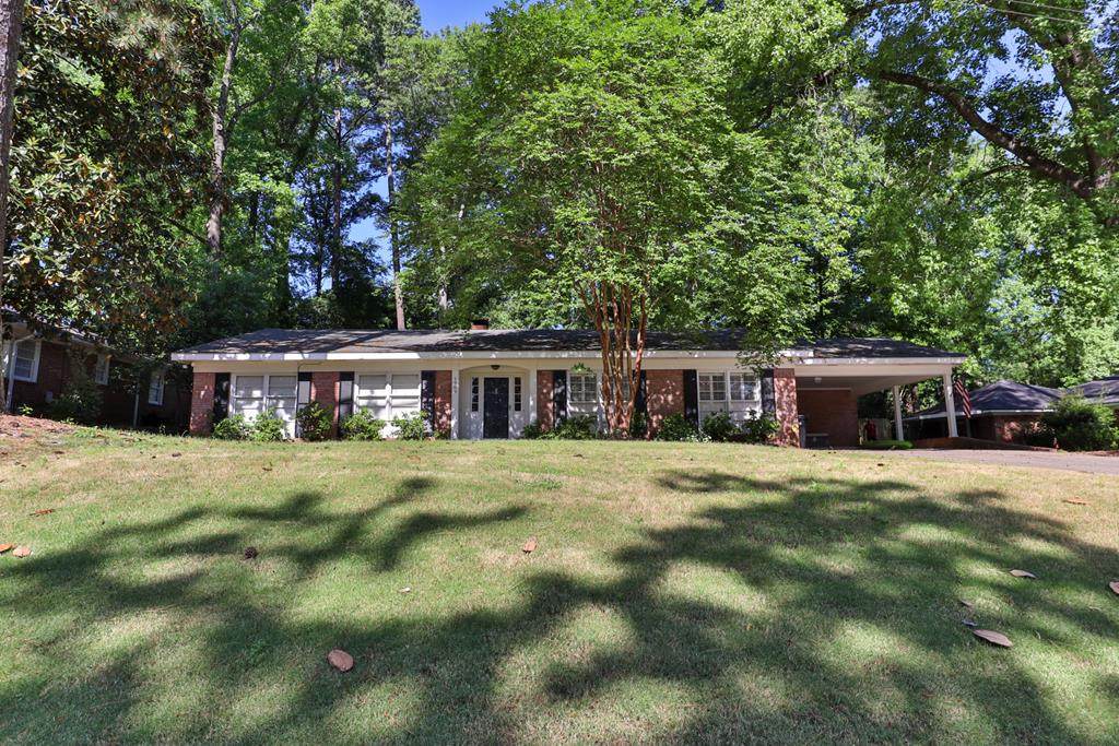 1909 Iris Drive - Photo 1