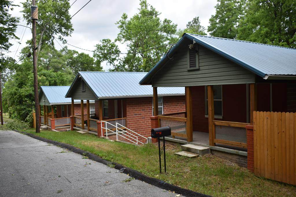 911 Magnolia Avenue - Photo 1