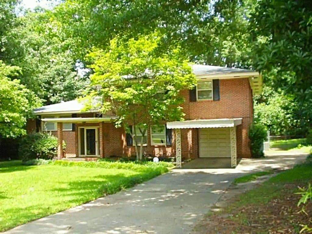 4344 Acacia Drive - Photo 1