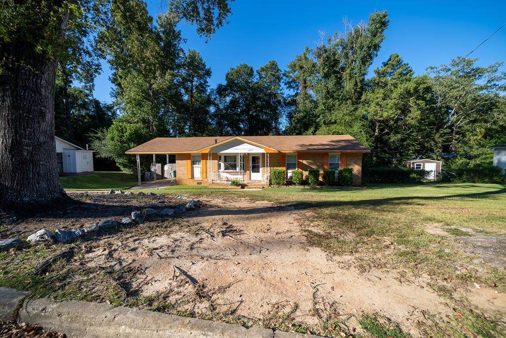 5235 Vincent Drive - Photo 1