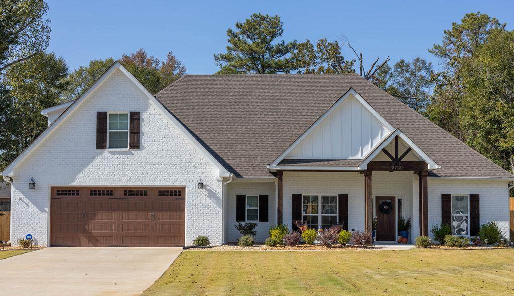 2712 Sterling Drive - Photo 1