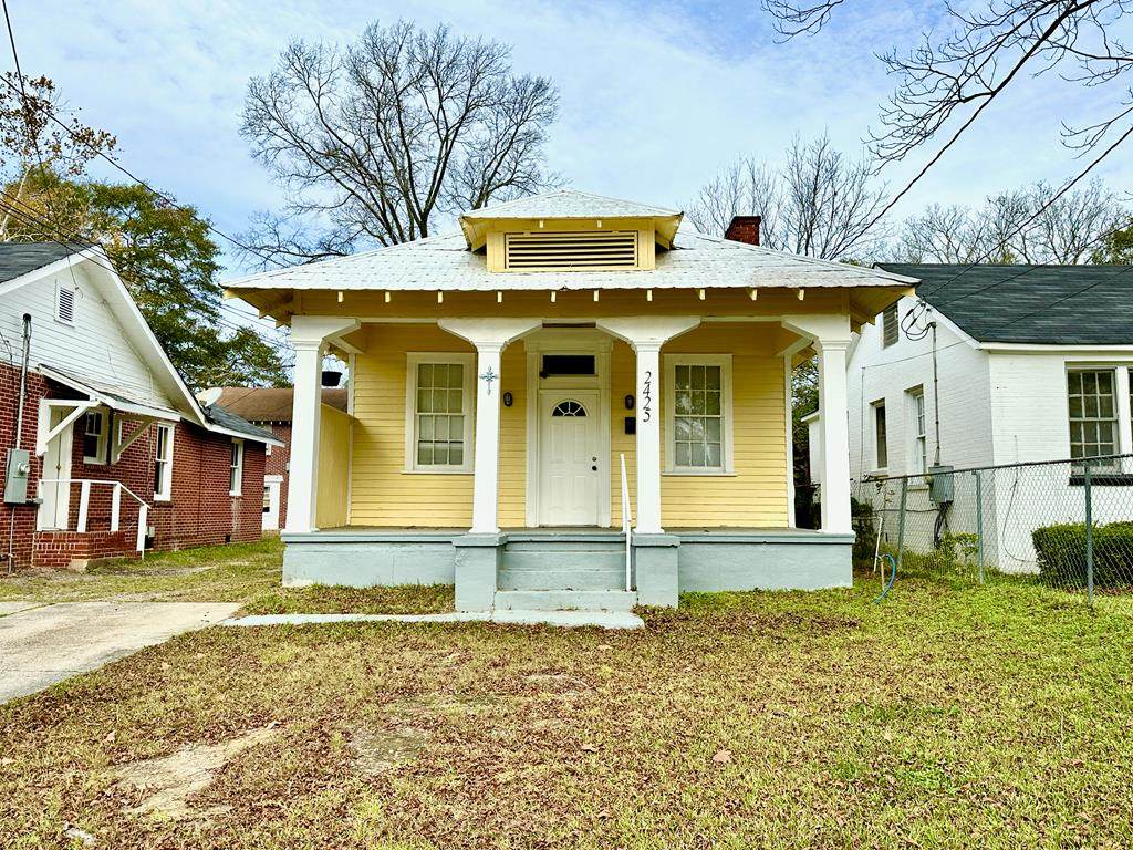 2425 10TH STREET - Photo 1