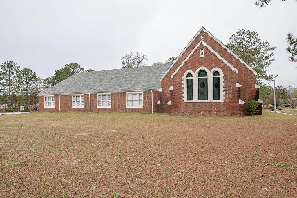 4323 Primrose Drive - Photo 1