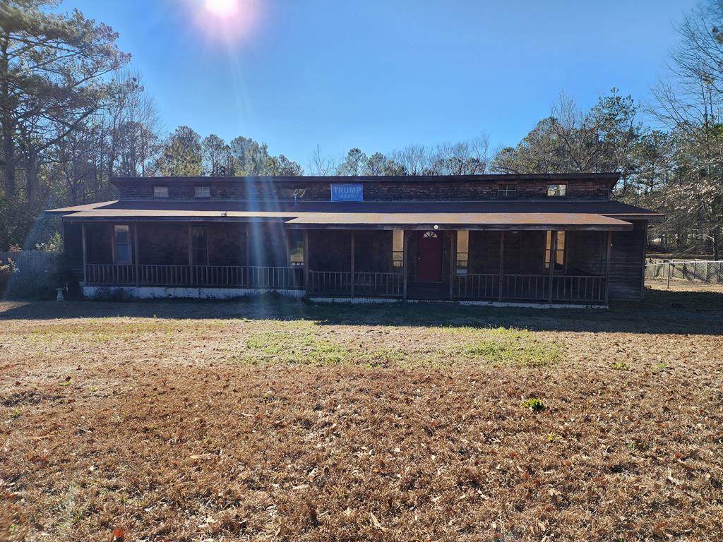 74 Lee Road 0484 - Photo 1