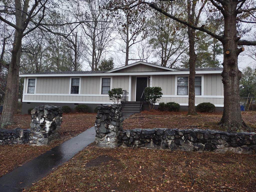 1800 Amber Court - Photo 1