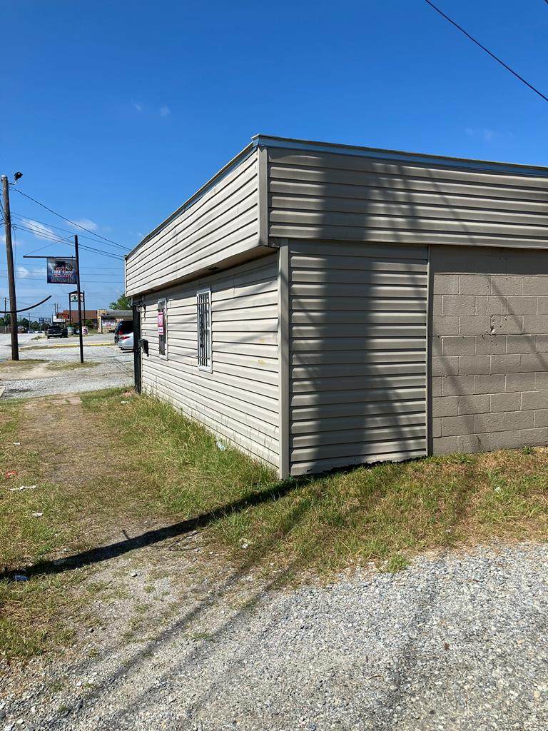 4121 Hamilton - Photo 1