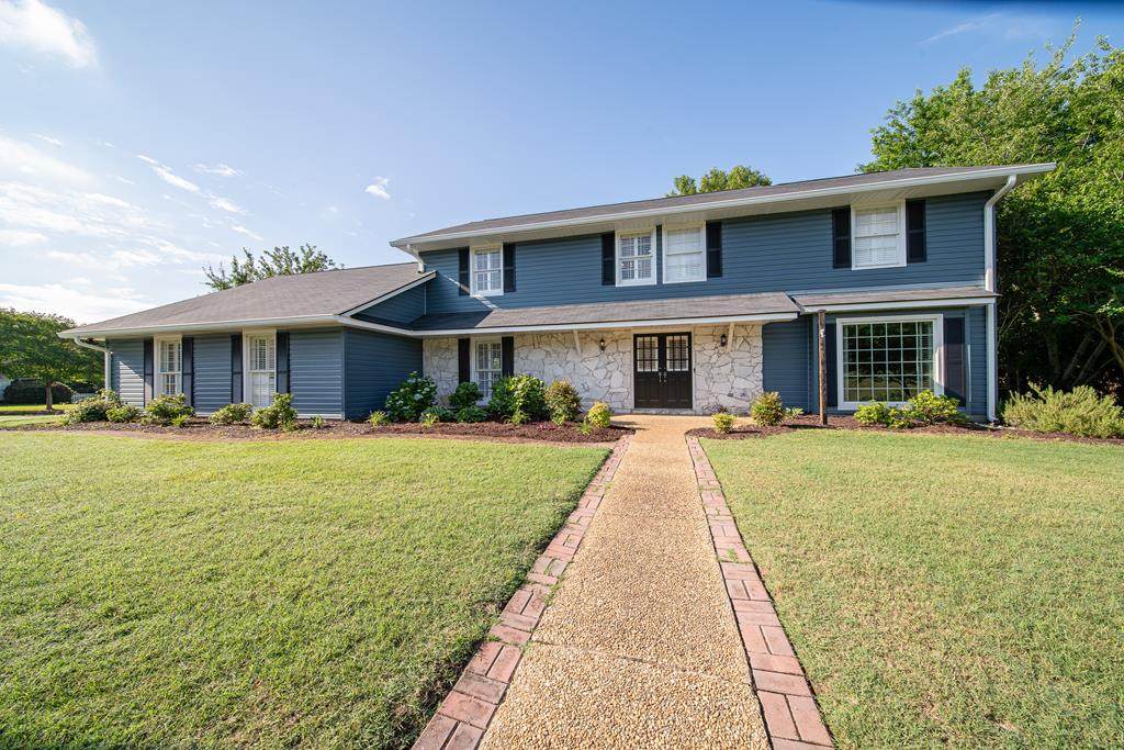 616 Newport Place - Photo 1
