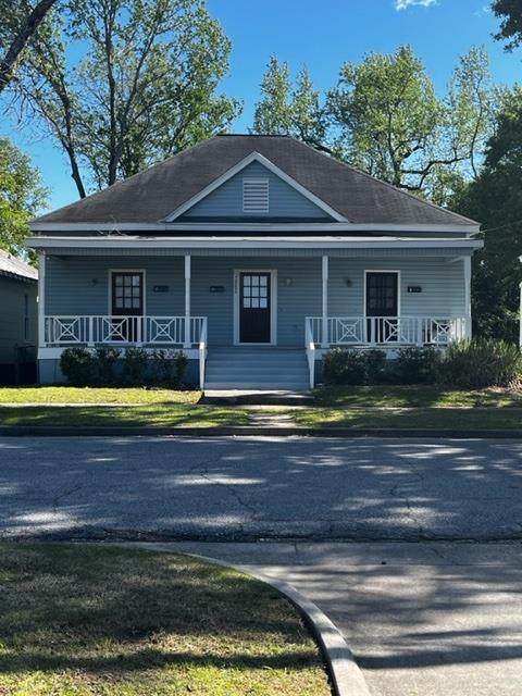 1352 Rhodes Street - Photo 1