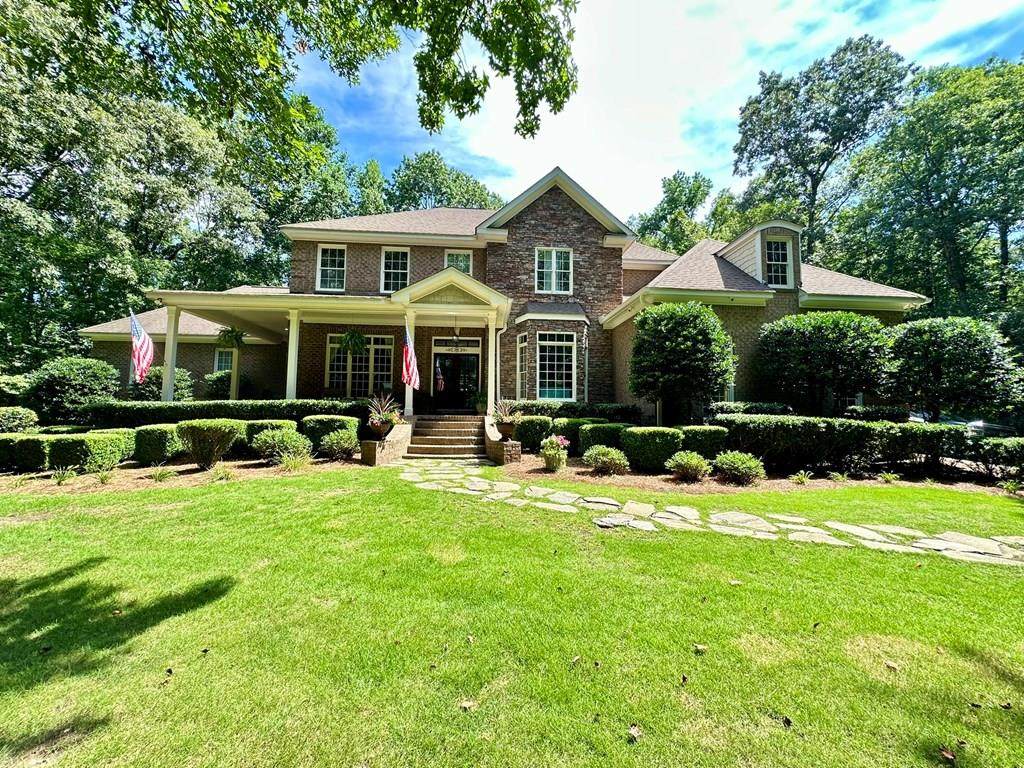 105 Lake View Drive - Photo 1