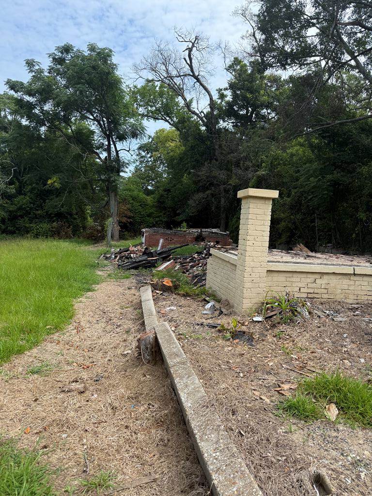 517 24TH STREET - Photo 1