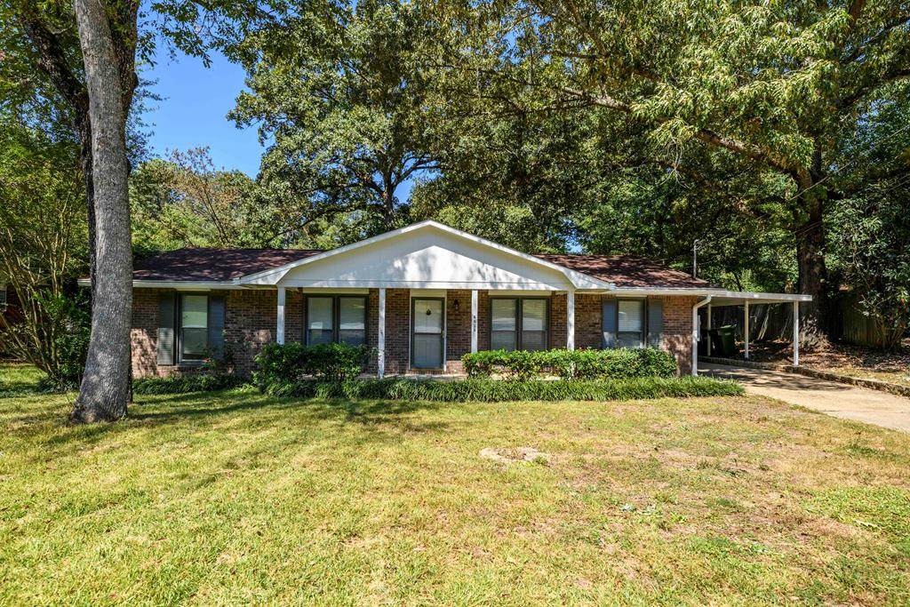 4635 Delfair Drive - Photo 1