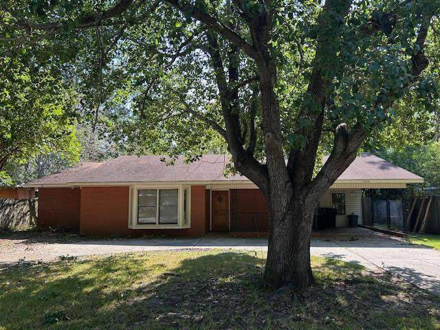 2608 Juniper Avenue - Photo 1