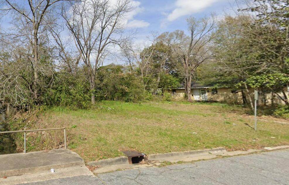 2925 Colorado Street - Photo 1