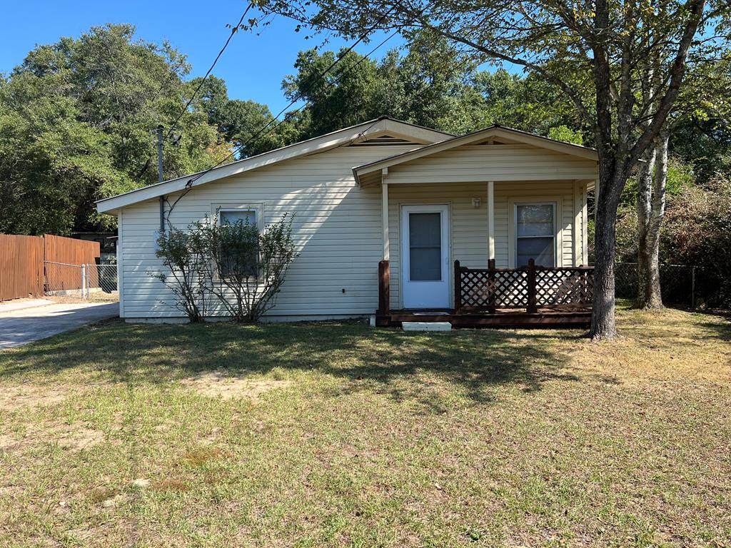 982 Bethune Court - Photo 1