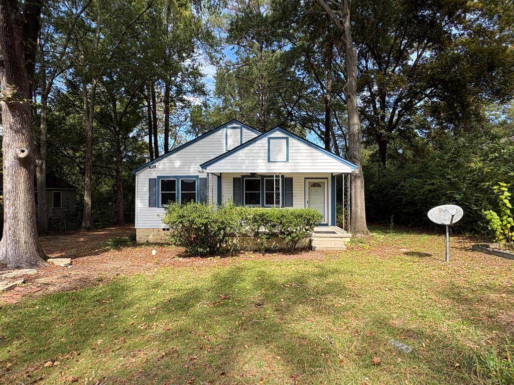 2813 Hart Drive - Photo 1