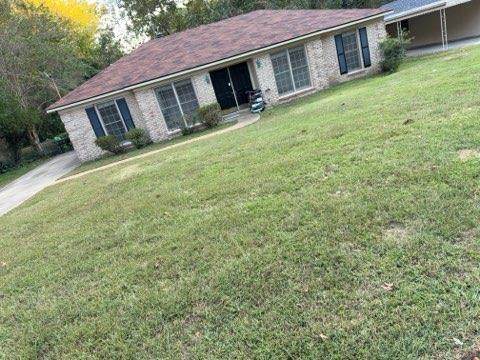 1432 Stanley Drive - Photo 1