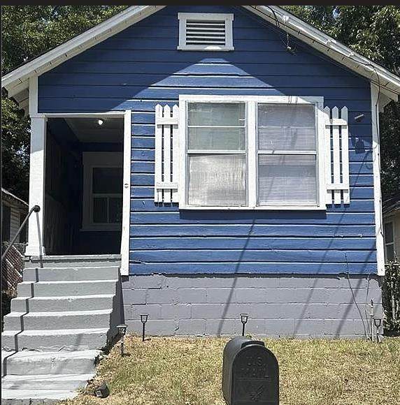 2717 Baldwin Street - Photo 1