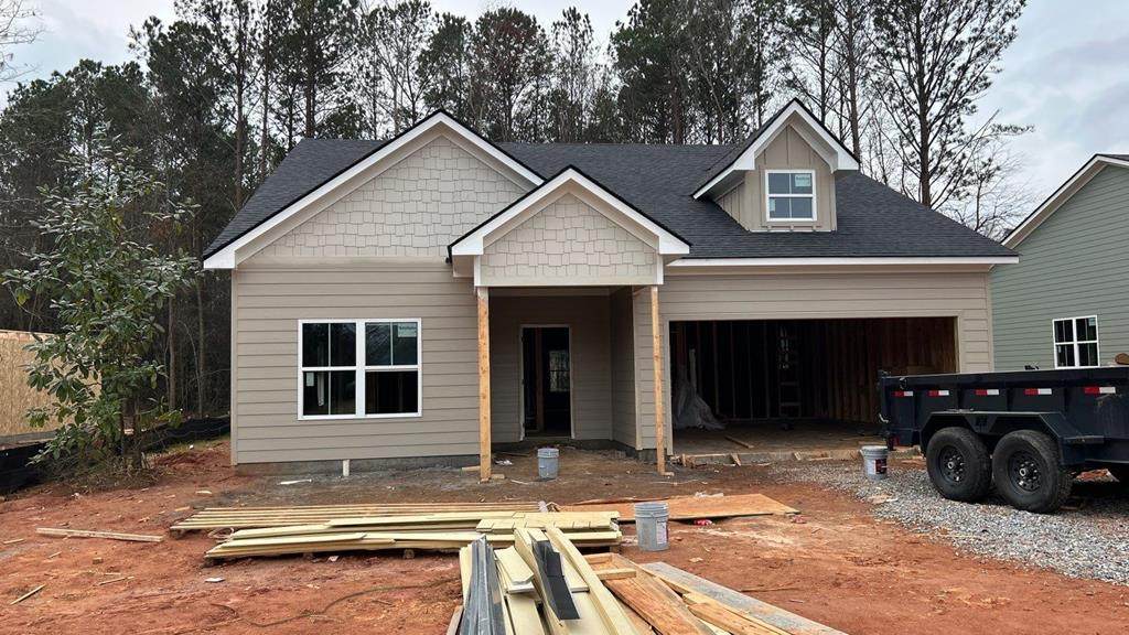 211 Oak Avenue - Photo 1