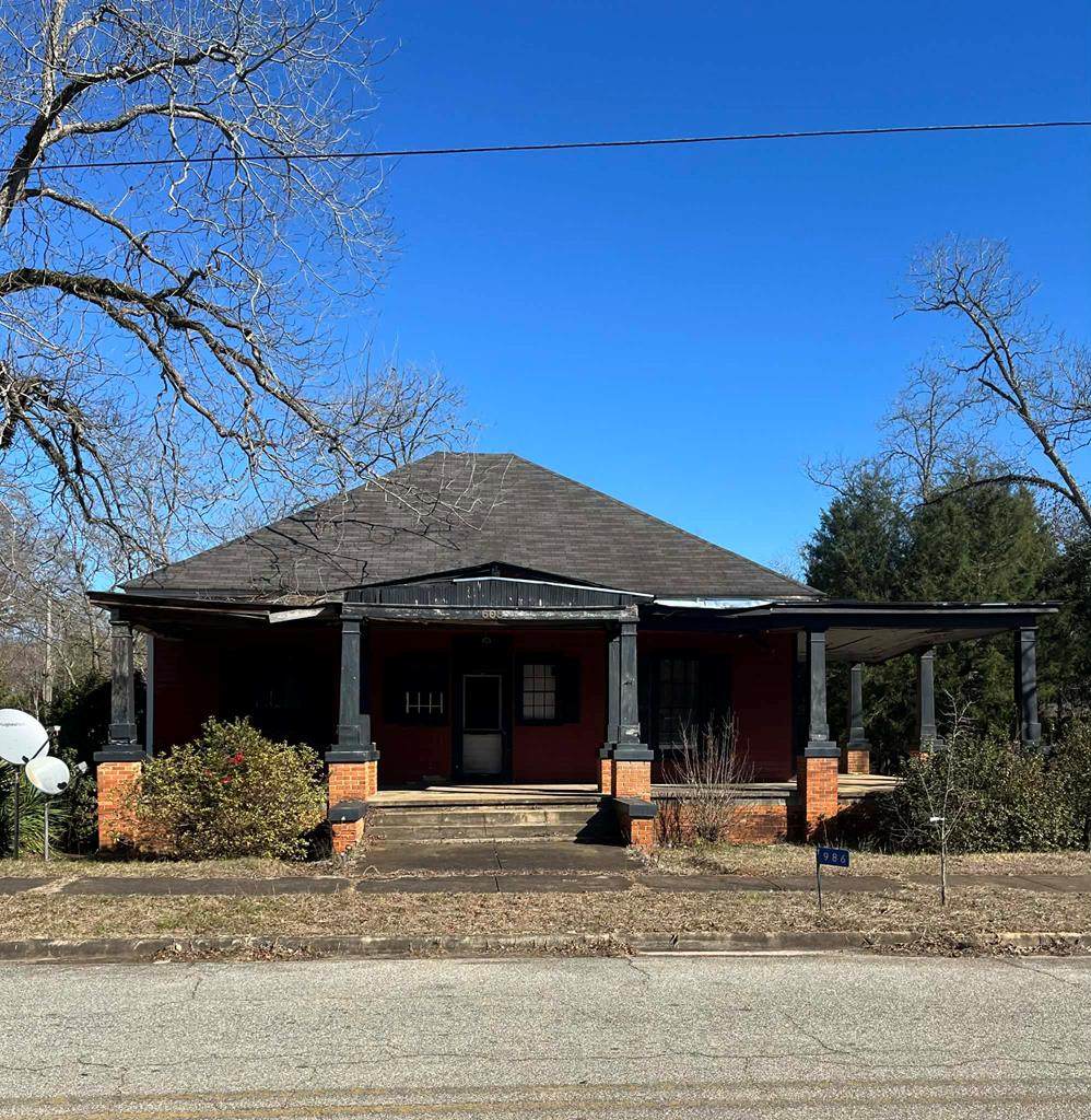 986 Alston Street - Photo 1