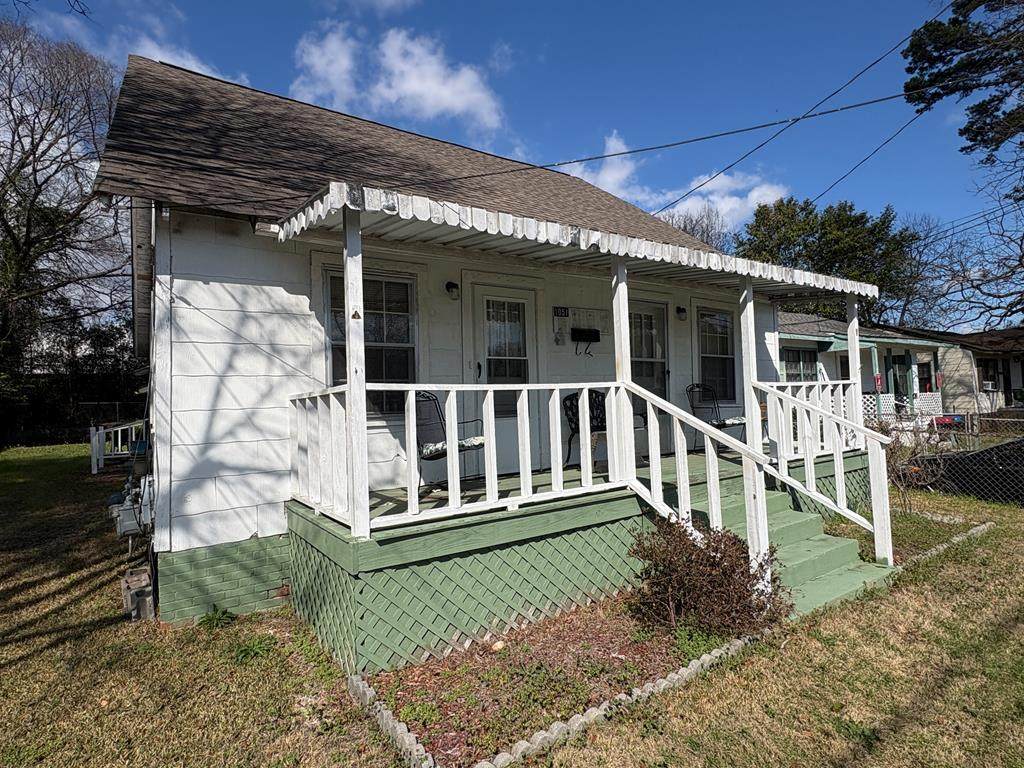 1051 43RD STREET - Photo 1