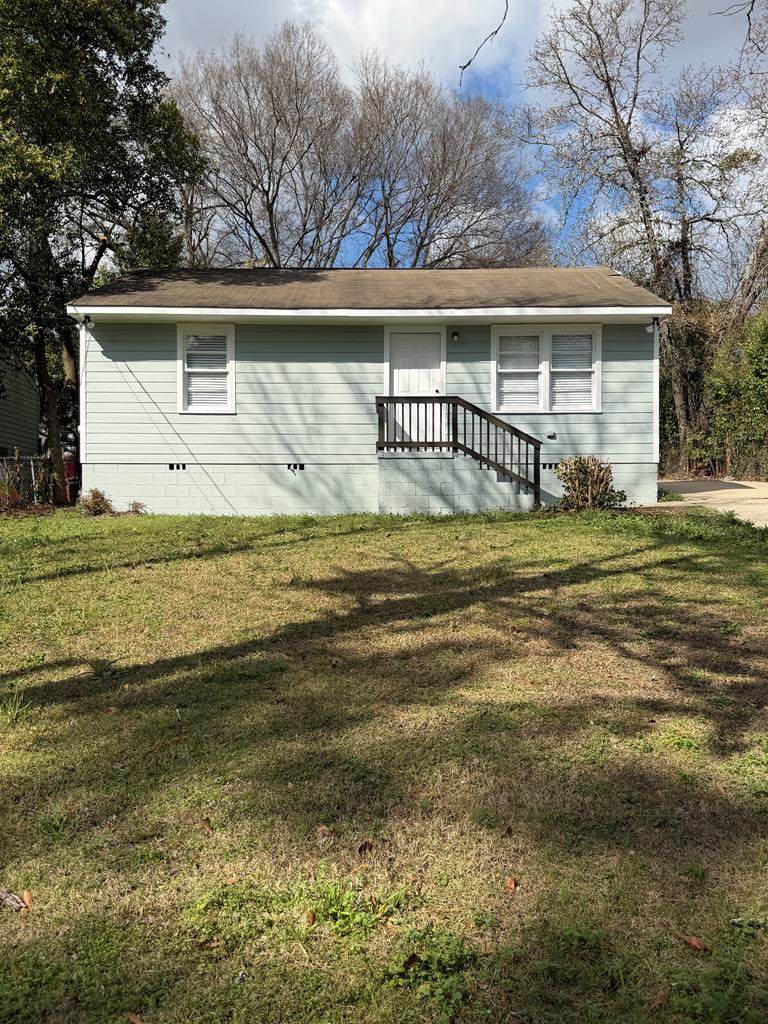 2715 Beech Street - Photo 1