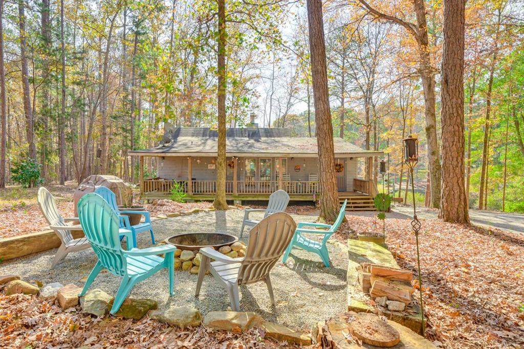 145 Stillwaters Lane - Photo 1