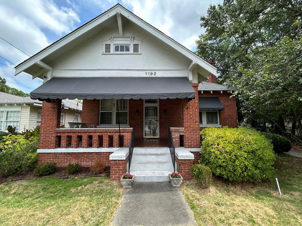 1192 Munro Avenue - Photo 1