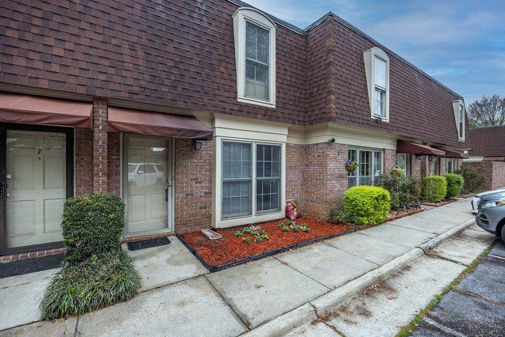 1255 Cedar Avenue - Photo 1