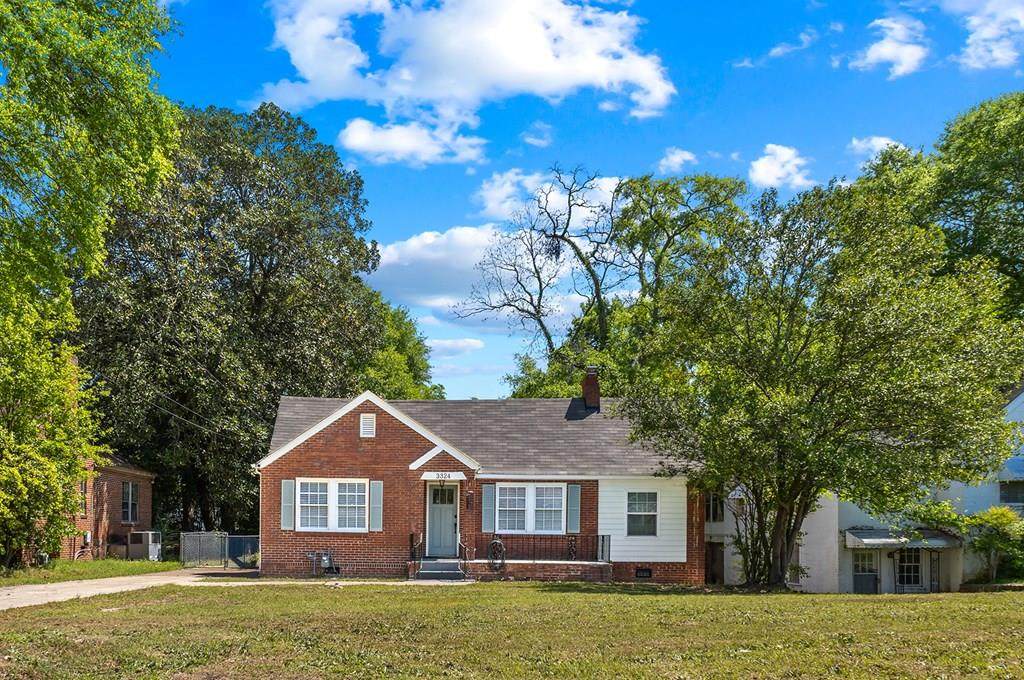 3324 Woodlawn Avenue - Photo 1