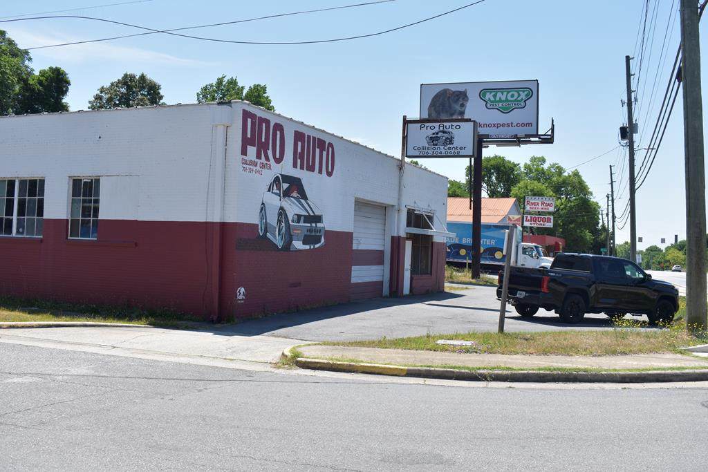 4216 River Road - Photo 1