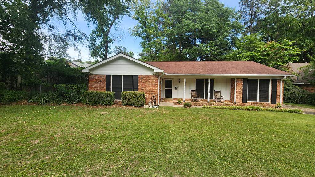 2820-E Lindsay - Photo 1