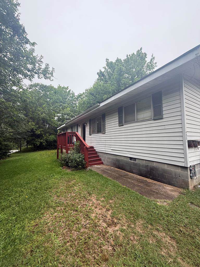 4001 3RD AVENUE - Photo 1