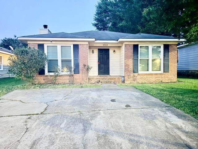 2512 Water Oak Drive - Photo 1