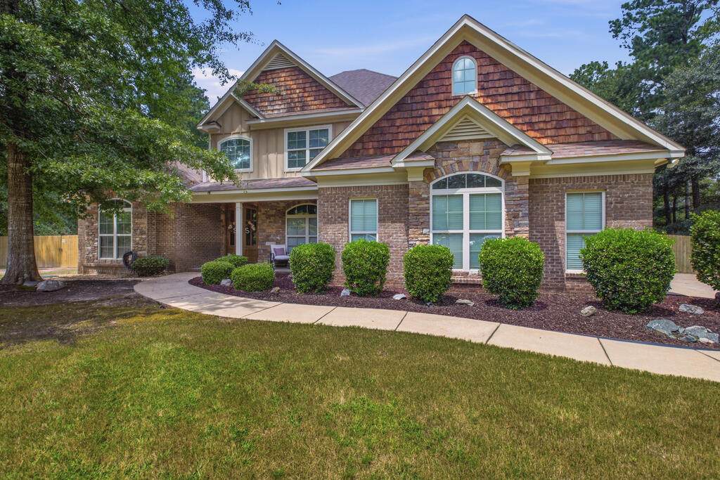 8100 Saddlehorn Drive - Photo 1