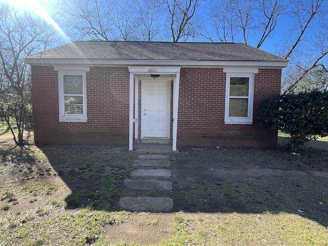3921 6TH AVENUE - Photo 1