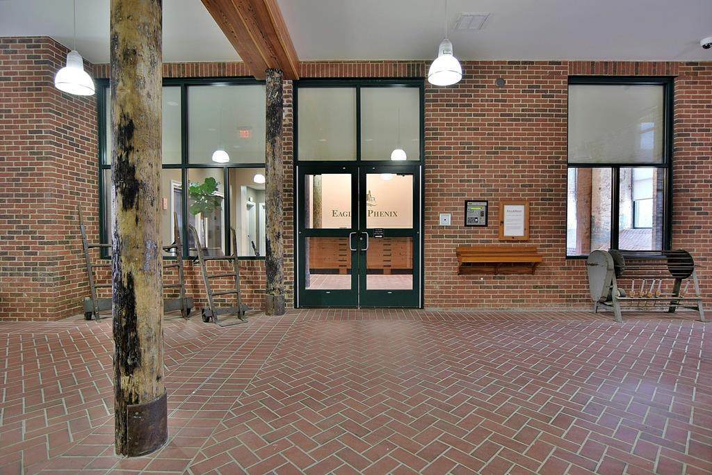 1201 Front Avenue - Photo 1
