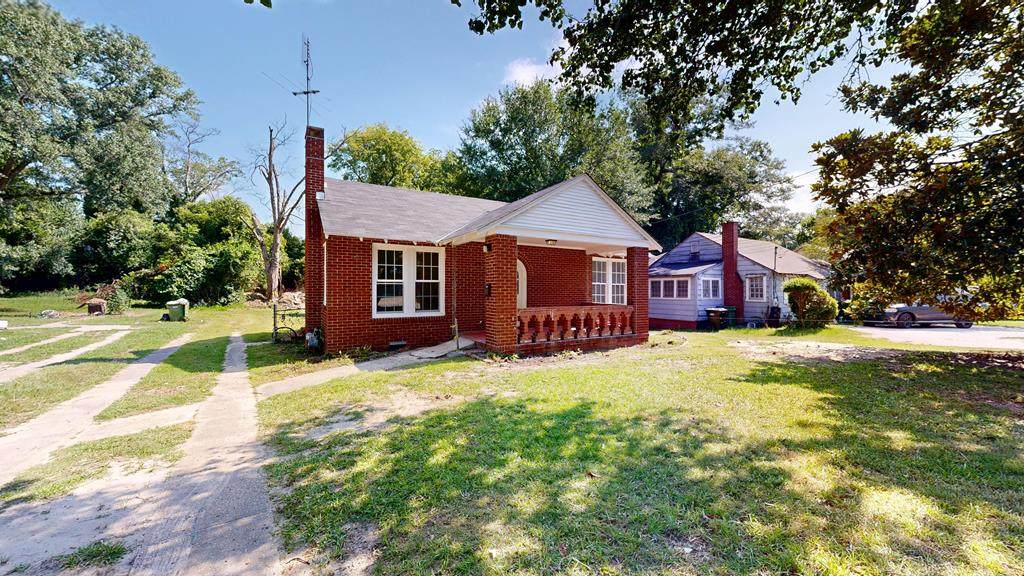 2211 8TH STREET - Photo 1