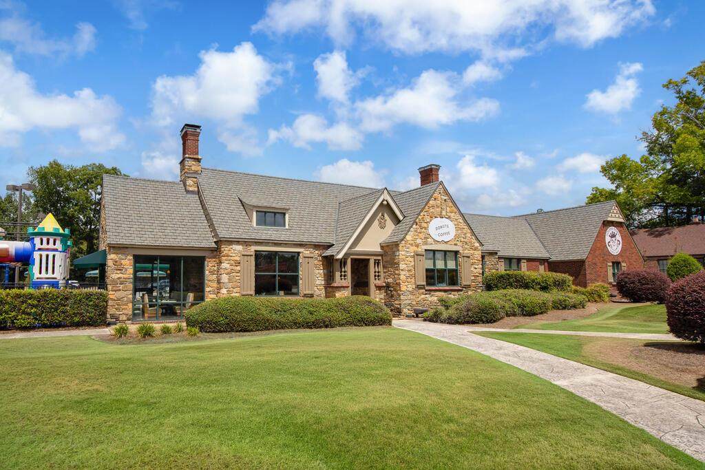 2033 Wynnton Road - Photo 1