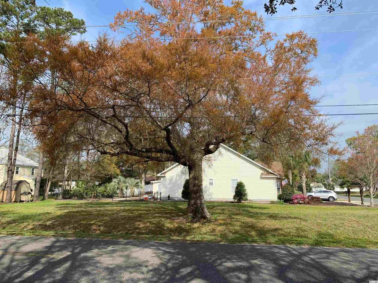 611 A Sparrow Dr. - Photo 1