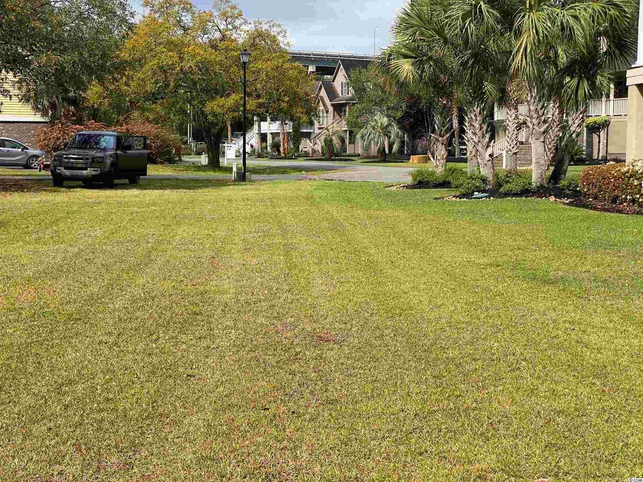 135 Pier Pointe Dr. - Photo 1
