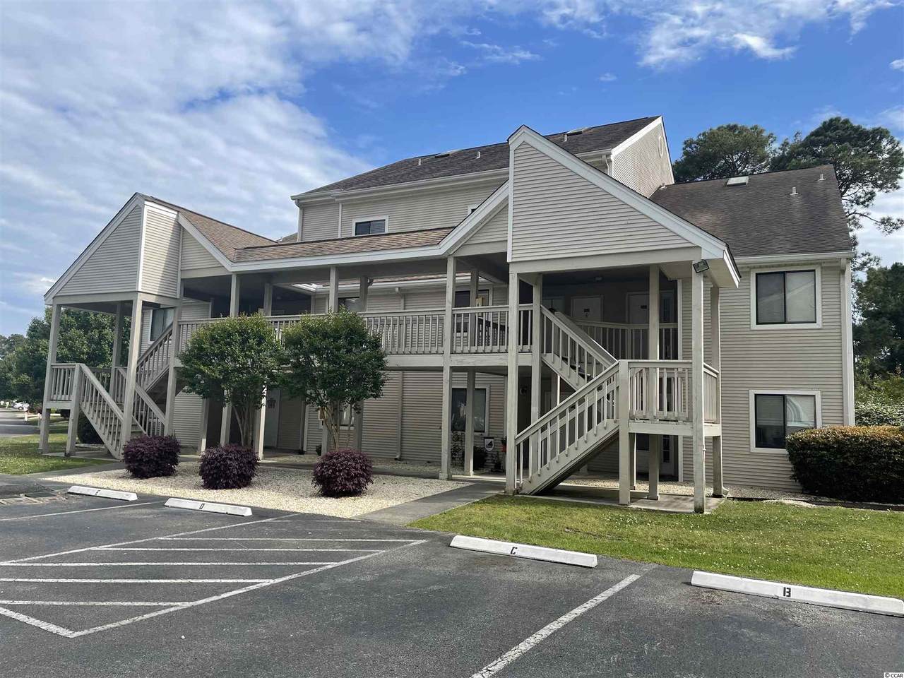 1095 Plantation Dr. W - Photo 1