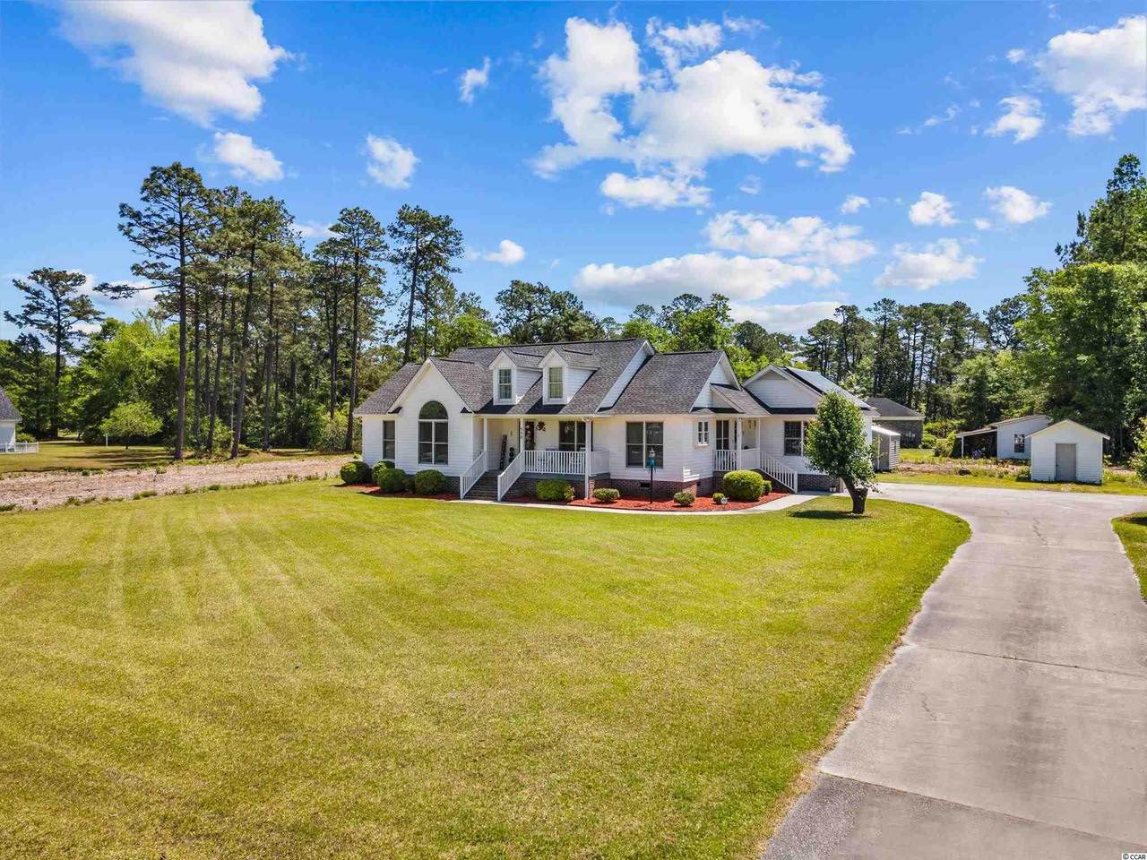 550 Saint James Dr. - Photo 1